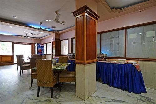 Royal Paris Hotel Chennai Exterior photo